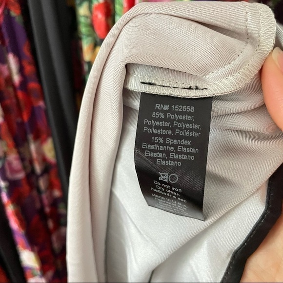 Delfi Rita Mixed Print Pleated Twist Midi Dress - Picture 7 of 9